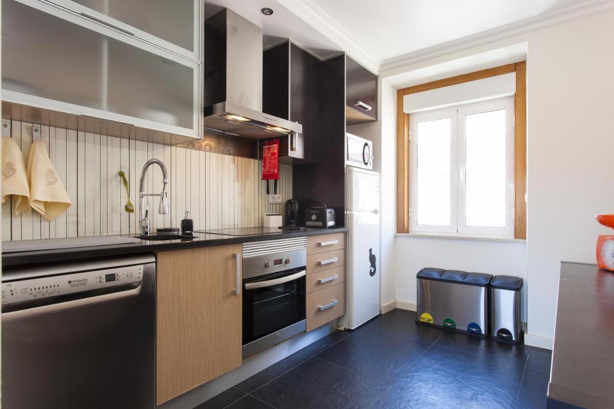Flh - Charming Graca Duplex Apartment Lisbon Luaran gambar