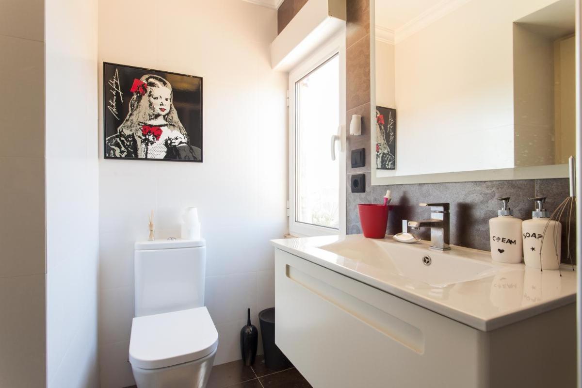 Flh - Charming Graca Duplex Apartment Lisbon Luaran gambar